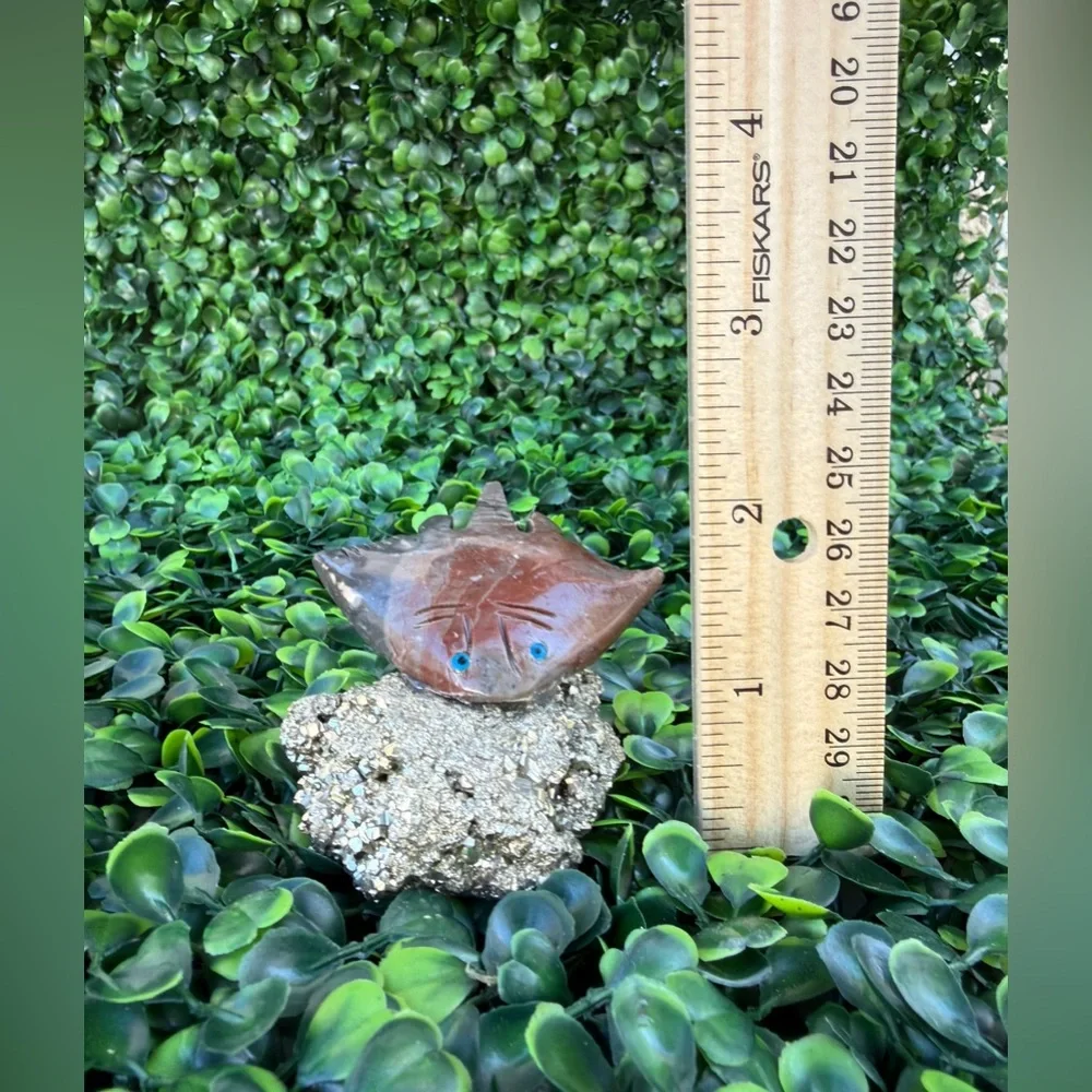 Stingray & Pyrite Energy Piece | Resilience & Flow - Picture 4 of 4